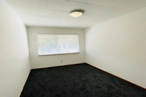 Photo of property in 72 Kaipatiki Road, Glenfield, Auckland, 0629