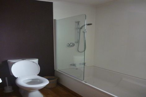 Photo of property in 19 Ilford Place, Awapuni, Palmerston North, 4412