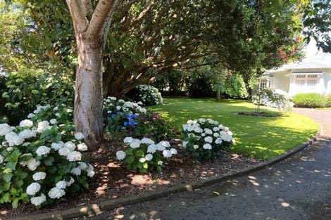 Photo of property in 16 Fairfield Road, Hawera, 4610