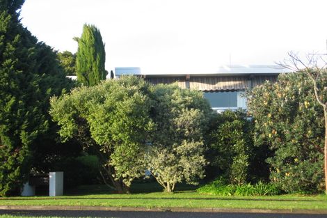 Photo of property in 176 Fisher Parade, Farm Cove, Auckland, 2012