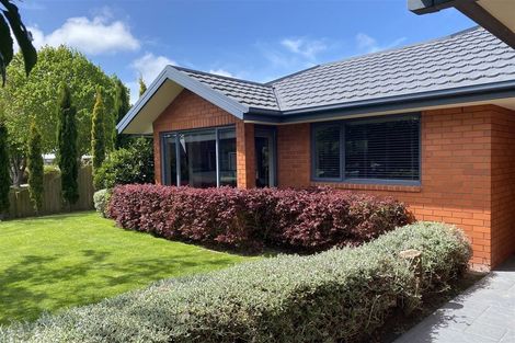 Photo of property in 10 Providence Place, Redwood, Christchurch, 8051