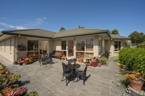 Photo of property in 12 Waterside Drive, Pyes Pa, Tauranga, 3112