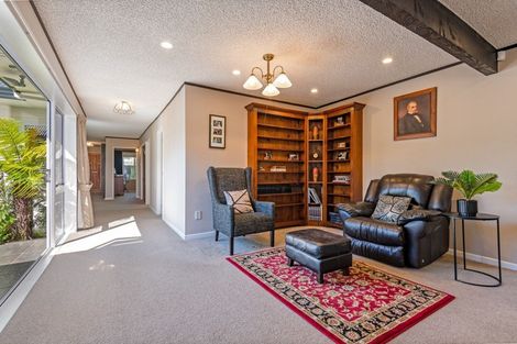 Photo of property in 26 Brightwater Terrace, Terrace End, Palmerston North, 4410