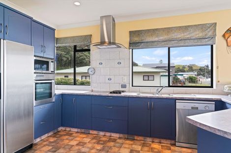 Photo of property in 191 Oakura Road, Oakura, Hikurangi, 0184