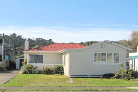 Photo of property in 10 Albert Street, Whitianga, 3510