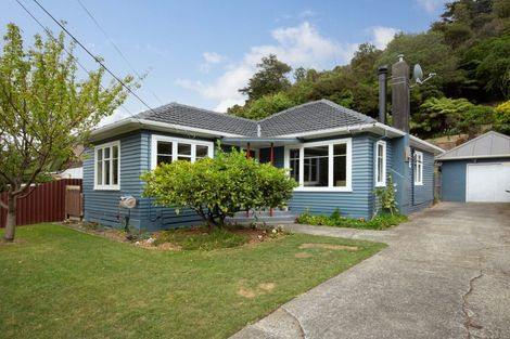 Photo of property in 73 Hair Street, Wainuiomata, Lower Hutt, 5014