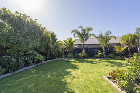 Photo of property in 8 Acacia Court, Whitianga, 3510