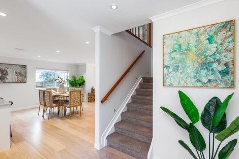 Photo of property in 152a Weatherly Road, Torbay, Auckland, 0630