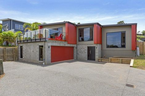 Photo of property in 14 Robertson Street, Raglan, 3225