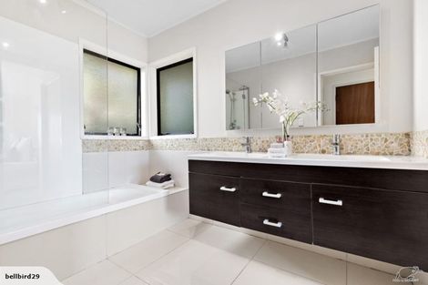 Photo of property in 29 Bellbird Rise, Murrays Bay, Auckland, 0630