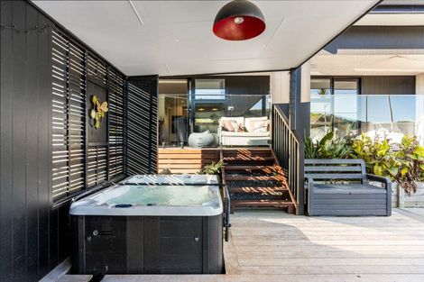 Photo of property in 15 Bob Carter Place, Welcome Bay, Tauranga, 3175