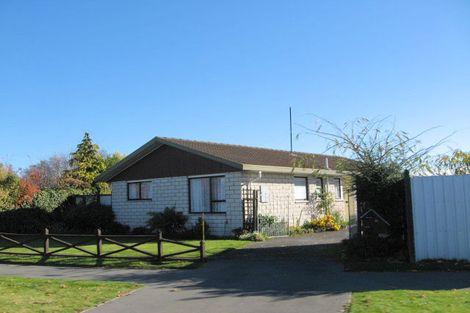 Photo of property in 31 Tyrone Street, Belfast, Christchurch, 8051