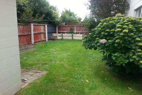 Photo of property in 1/8 Woodstock Place, Russley, Christchurch, 8042