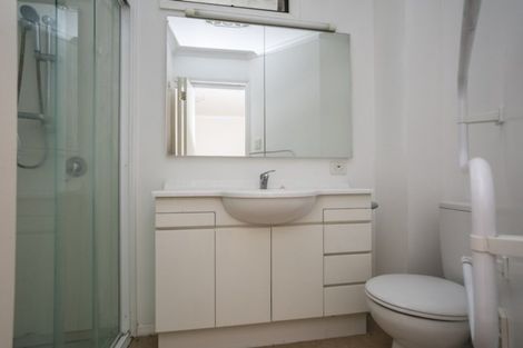 Photo of property in 33 Plassey Street, Havelock North, 4130