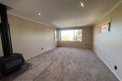 Photo of property in 25 Dallas Place, New Windsor, Auckland, 0600