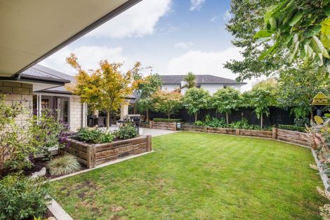 Photo of property in 9 Riverstone Grove, Hokowhitu, Palmerston North, 4410