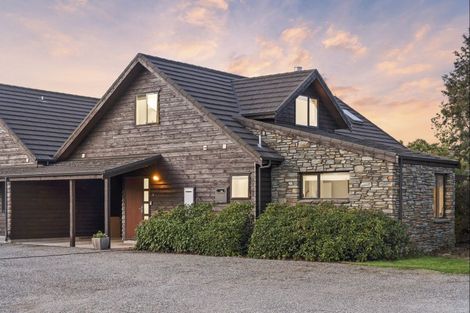 Photo of property in Heritage Village, 7 Villa Lane, Wanaka, 9382