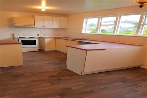 Photo of property in 78-80 Leicester Street, Cannons Creek, Porirua, 5024