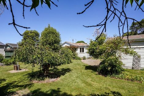 Photo of property in 16 Meadow Street, Kaiapoi, 7630