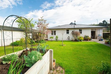Photo of property in 17 Kingsley Street, Whataupoko, Gisborne, 4010