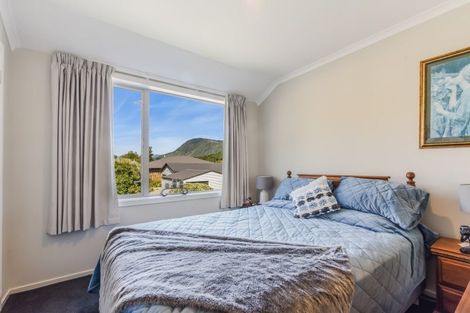 Photo of property in 118 Milton Terrace, Picton, 7220