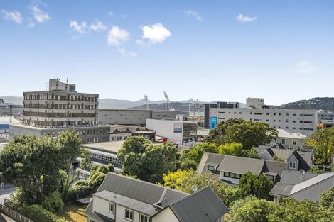 Photo of property in Hobson Court Flats, 59/70 Hobson Street, Thorndon, Wellington, 6011