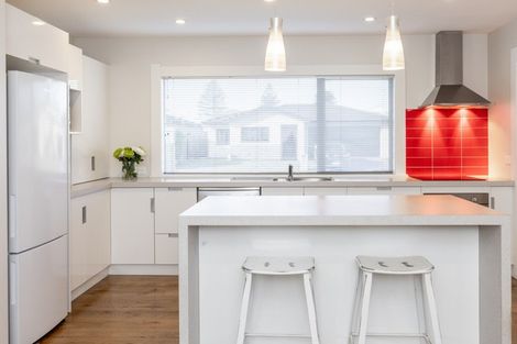 Photo of property in 11 Drake Crescent, Awatoto, Napier, 4110