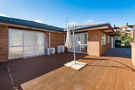 Photo of property in 10 Darimouth Place, Albany, Auckland, 0632