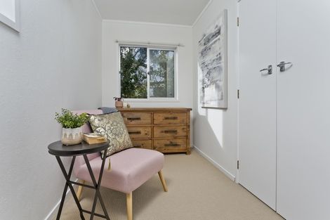 Photo of property in 1/55 Sylvia Road, Hillcrest, Auckland, 0627