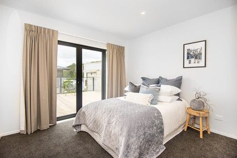 Photo of property in 6a Grays Road, Plimmerton, Porirua, 5026