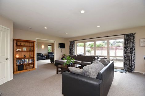 Photo of property in 25 Marama Avenue North, Otatara, Invercargill, 9879