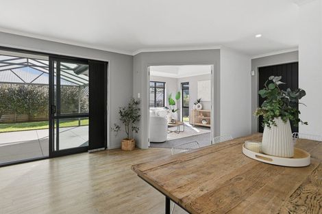 Photo of property in 8 Vantage Place, Omokoroa, 3114