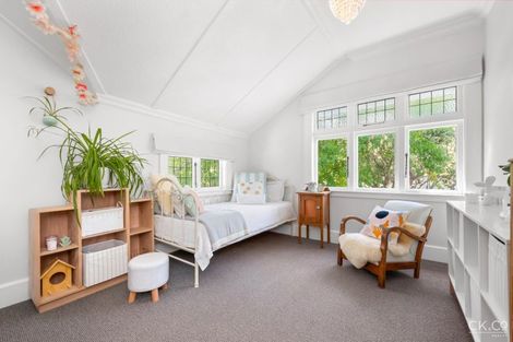 Photo of property in 16 Hinau Street, Woburn, Lower Hutt, 5010