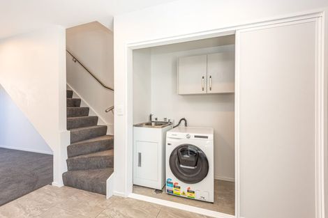 Photo of property in 2/37 Webb Street, St Albans, Christchurch, 8014