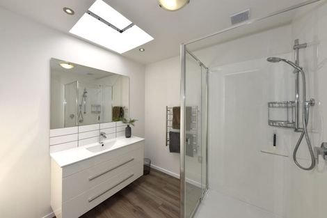 Photo of property in 2/6 Gatonby Place, Avonhead, Christchurch, 8042