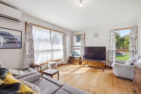 Photo of property in 2/102 Wainoni Road, Avondale, Christchurch, 8061