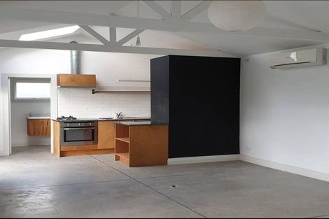 Photo of property in 1/16 Arahoe Road, New Lynn, Auckland, 0600