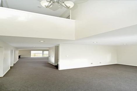 Photo of property in 68 Keri Vista Rise, Papakura, 2110