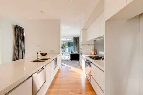 Photo of property in 118a Centaurus Road, Huntsbury, Christchurch, 8022