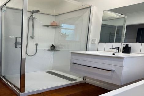 Photo of property in 41 Lincoln Avenue, Tawa, Wellington, 5028