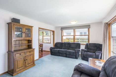 Photo of property in 38 Walton Road, Paraparaumu Beach, Paraparaumu, 5032