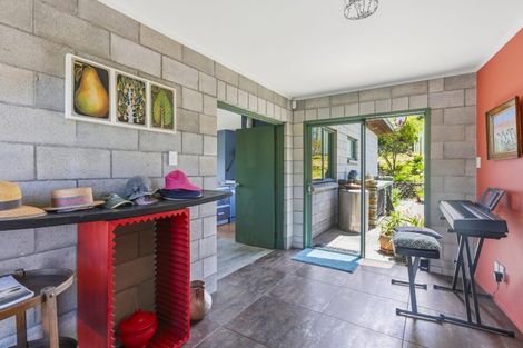 Photo of property in 171 Paetawa Road, Peka Peka, Waikanae, 5391