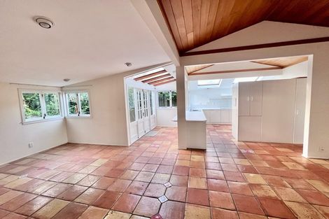 Photo of property in 76 Beach Road, Castor Bay, Auckland, 0620