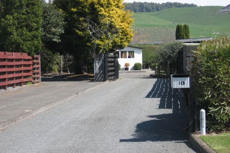 Photo of property in 10 Kamahi Place, Pukehangi, Rotorua, 3015