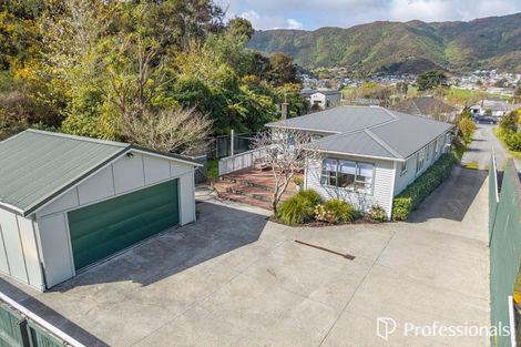 Photo of property in 143 Wellington Road, Wainuiomata, Lower Hutt, 5014