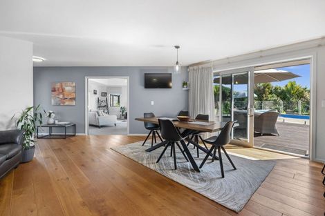 Photo of property in 6 Summerfield Way, Parahaki, Whangarei, 0112