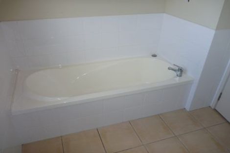 Photo of property in 57 Tiri Tiri Road, Birkdale, Auckland, 0626