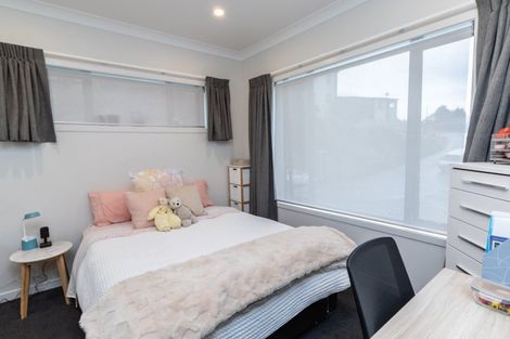 Photo of property in 1 Corlett Street, Johnsonville, Wellington, 6037