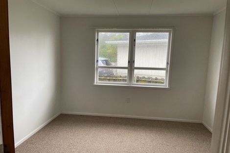 Photo of property in 96 Garfield Road, Helensville, 0800