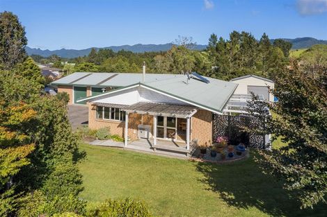 Photo of property in 10 Highfields Drive, Katikati, 3129